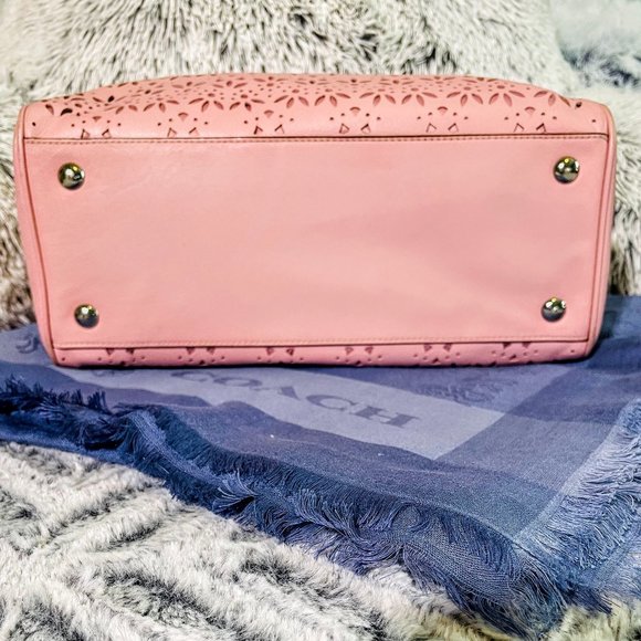 GUC - COACH LASER CUT TAYLOR SATCHEL & FLORAL PERFORATED ACCRD ZIP WALLET - Picture 7 of 16